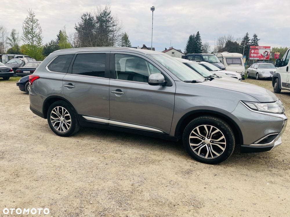 Mitsubishi Outlander 2.2 DID Intense + 4WD - 4