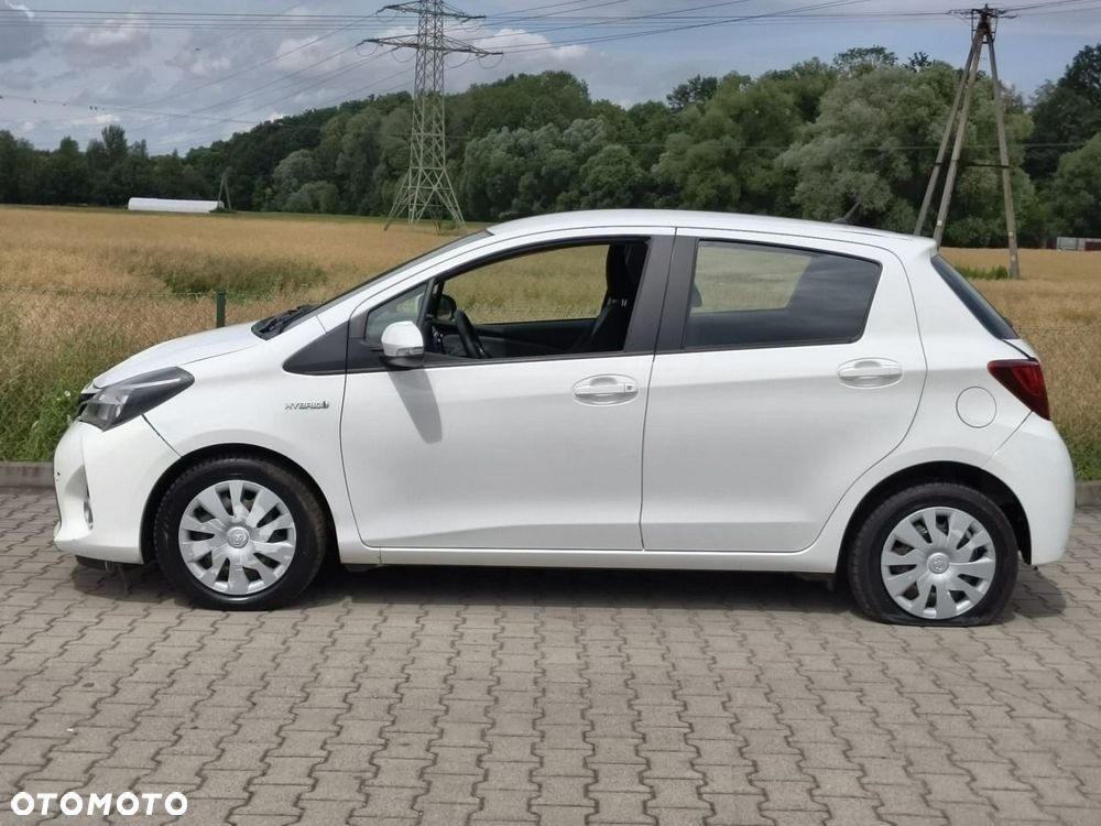 Toyota Yaris - 4