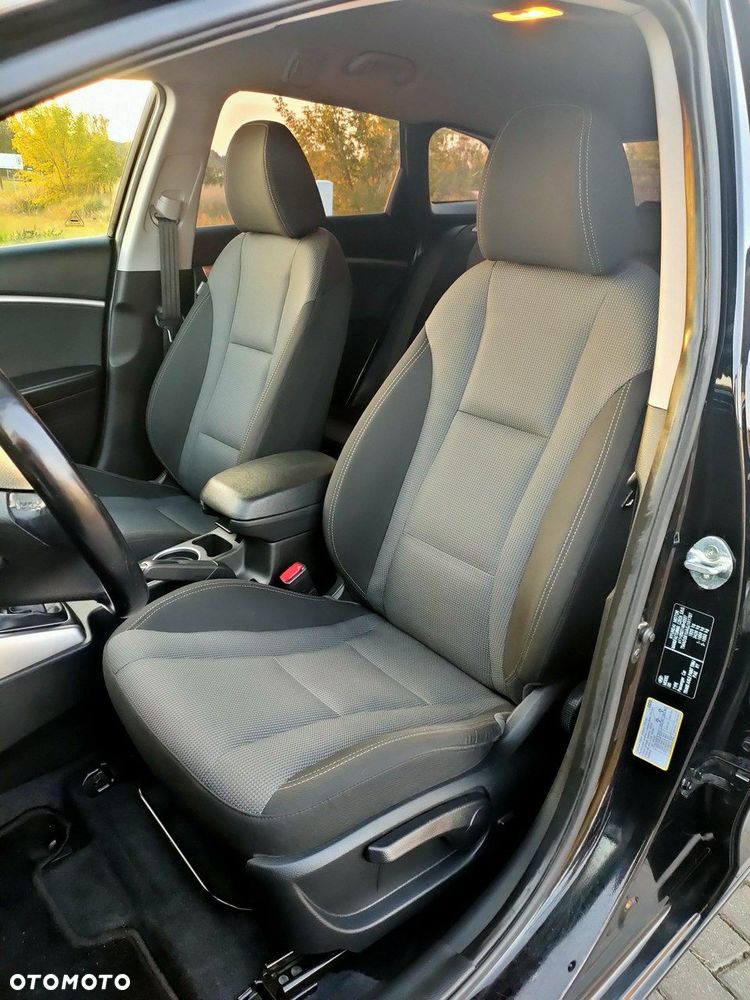 Hyundai i30 1.6 CRDI Passion - 10