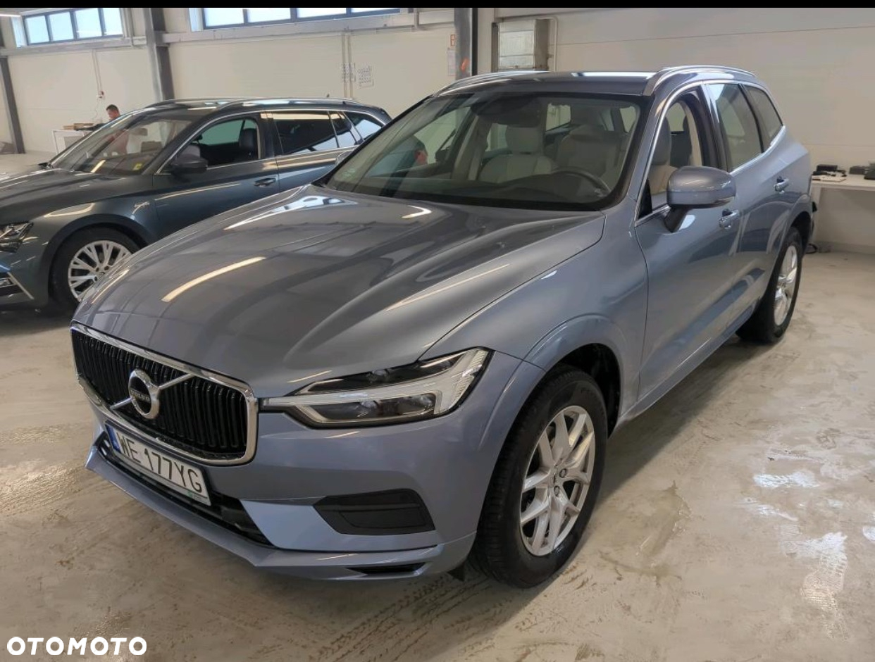 Volvo XC 60 D4 Momentum Pro - 3