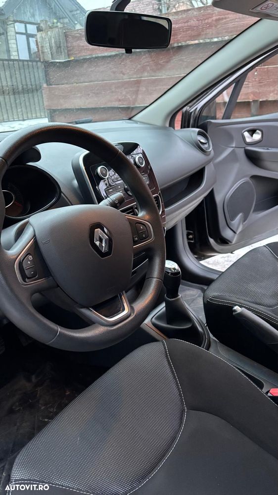 Renault Clio 1.2 Life - 12