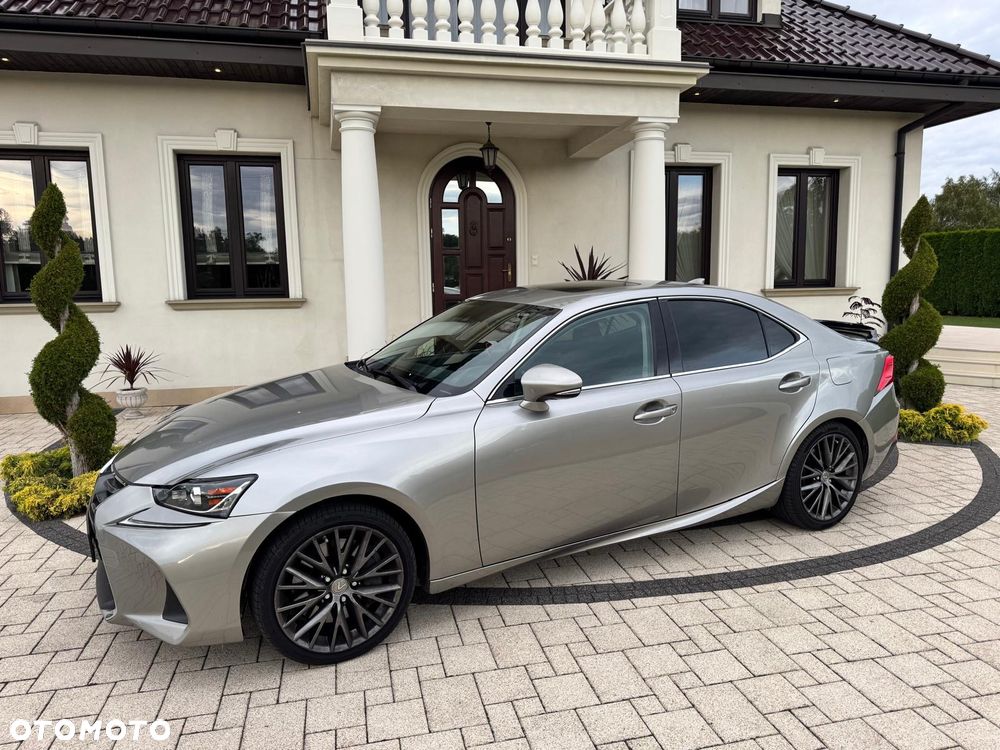 Lexus IS - 19