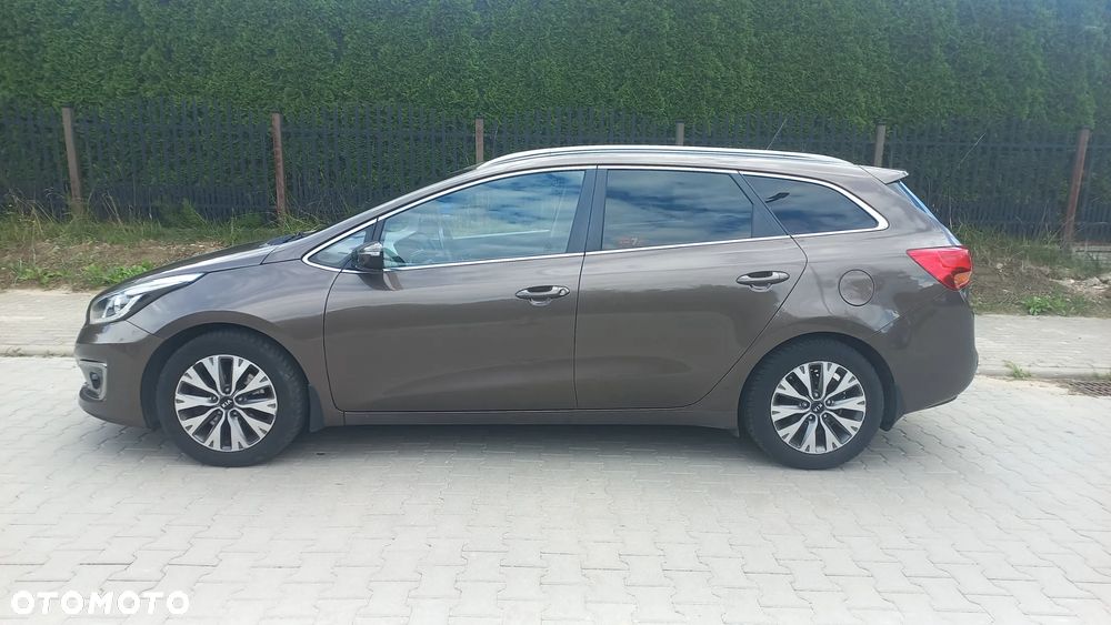 Kia Ceed Cee'd 1.6 CRDi L Business Line DCT - 4
