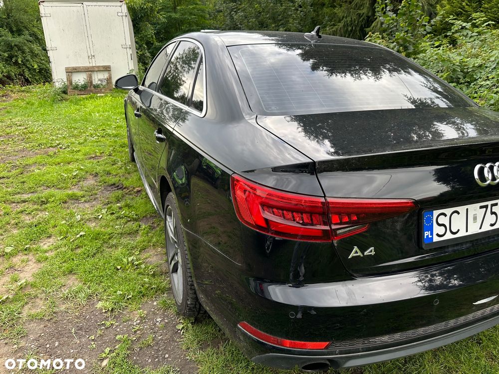 Audi A4 Limousine - 1