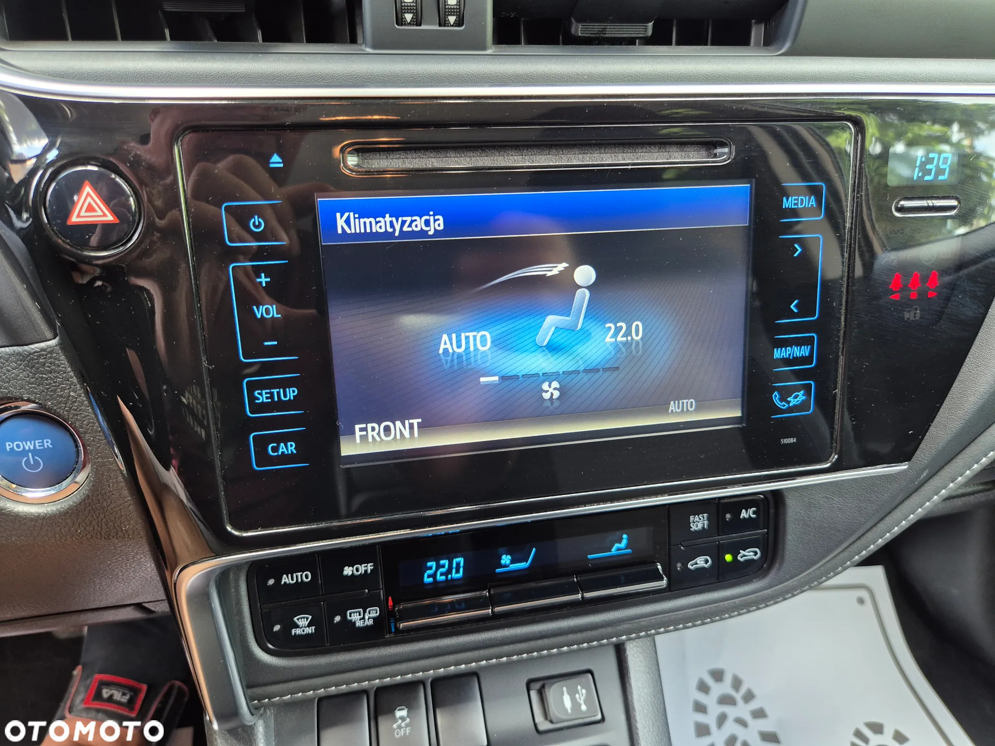 Toyota Auris 1.8 VVT-i Hybrid Automatik Design Edition - 22