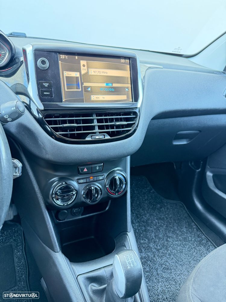 Peugeot 208 1.2 VTi Active - 8