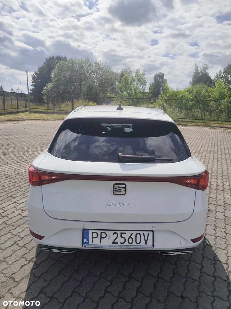 Seat Leon 1.5 eTSI FR DSG - 8