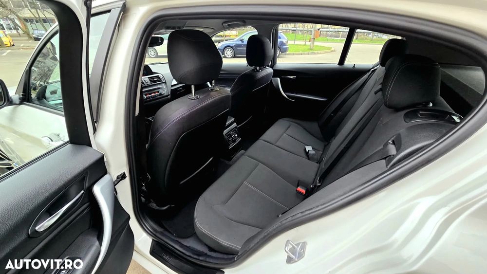 BMW Seria 1 118d Aut. Sport Line - 7