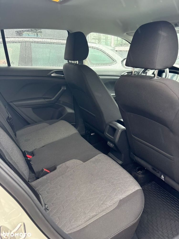 Volkswagen T-Cross - 30