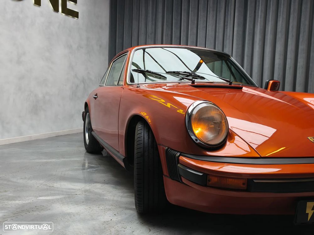 Porsche 911 Série G - 8