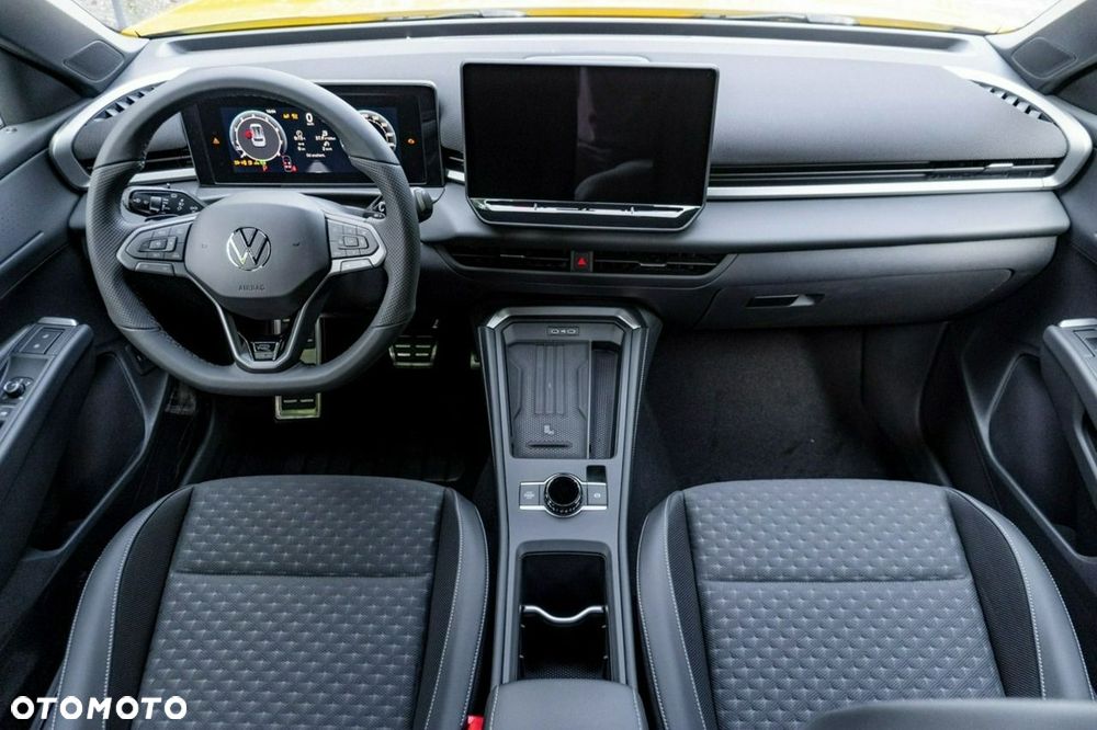 Volkswagen T-Roc - 23