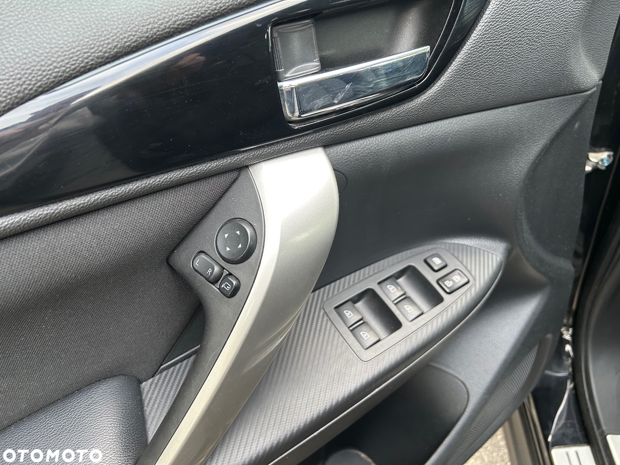 Mitsubishi Eclipse Cross 1.5 T Intense Plus CVT - 32