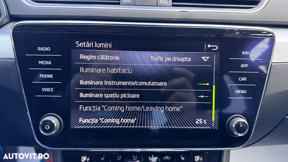 Skoda Superb 2.0 TDI DSG Style - 12