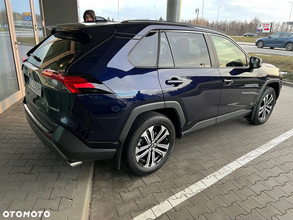 Toyota RAV4 - 5