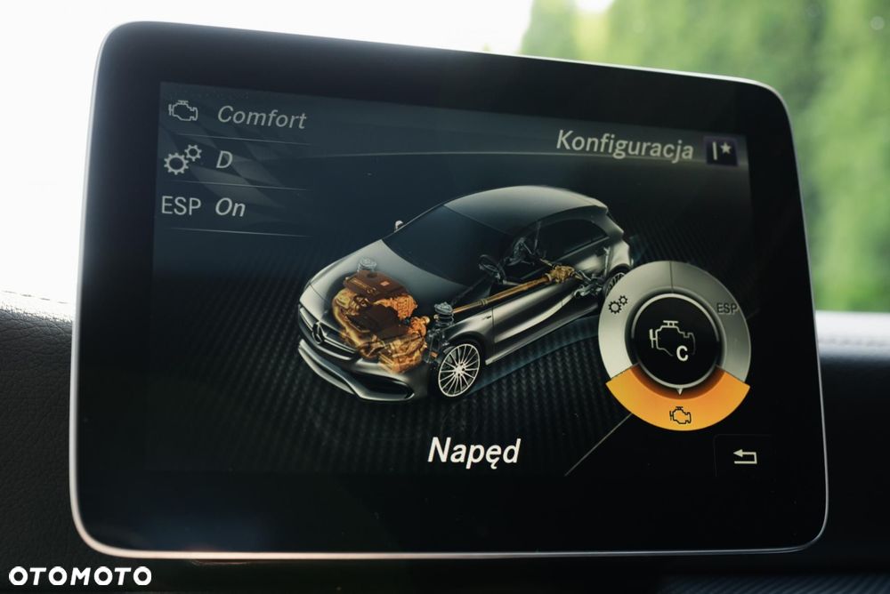 Mercedes-Benz Klasa A AMG 45 4-Matic - 21