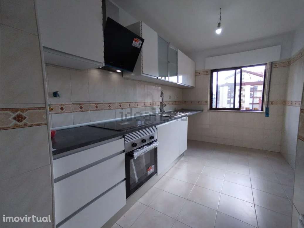 Apartamento T2 Venda em Algueirão-Mem Martins,Sintra - Grande imagem: 4/6