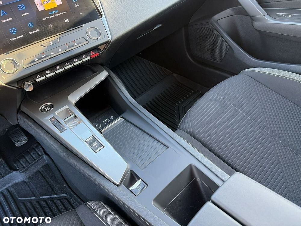 Peugeot 308 - 22