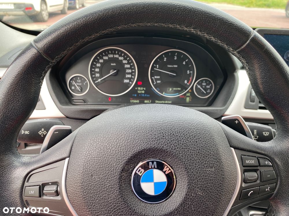 BMW Seria 3 320d Efficient Dynamic Edition - 15