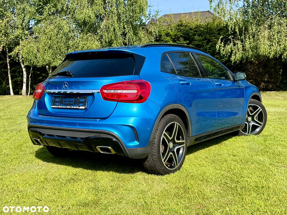 Mercedes-Benz GLA 250 7G-DCT AMG Line - 6