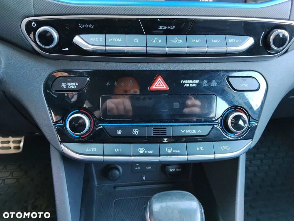 Hyundai IONIQ Plug-in hybrid Platinum - 8