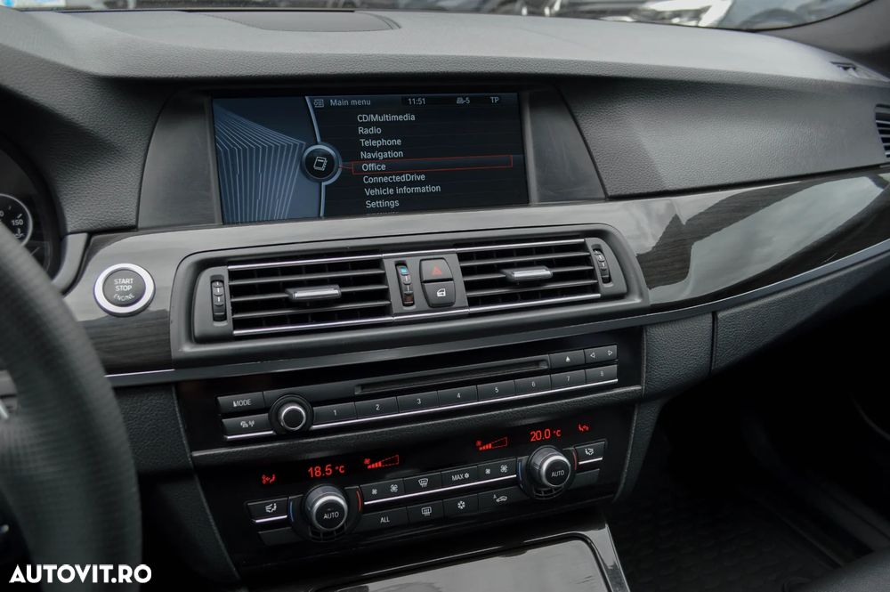 BMW Seria 5 520d Aut. Modern Line - 26