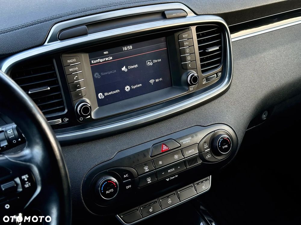 Kia Sorento - 13