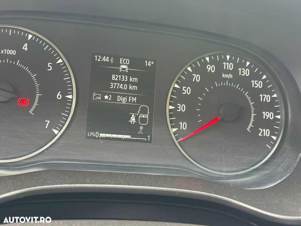 Dacia Logan ECO-G 100 Essential - 8