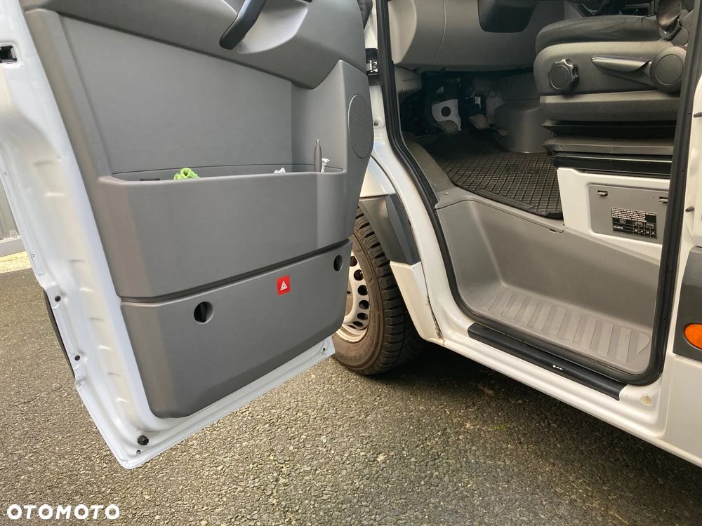 Mercedes-Benz Sprinter - 7