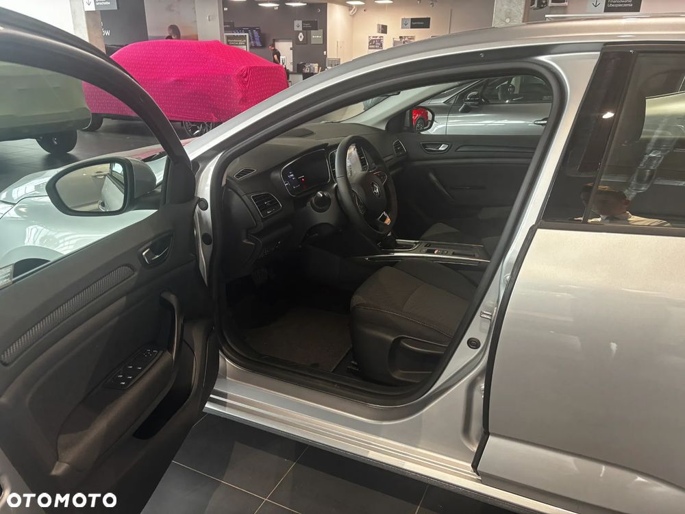 Renault Megane 1.3 TCe FAP Equilibre EDC - 16