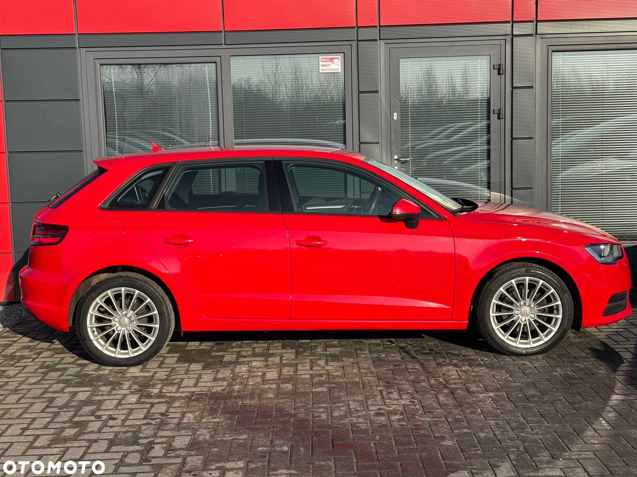 Audi A3 1.2 TFSI Sportback S tronic Attraction - 4