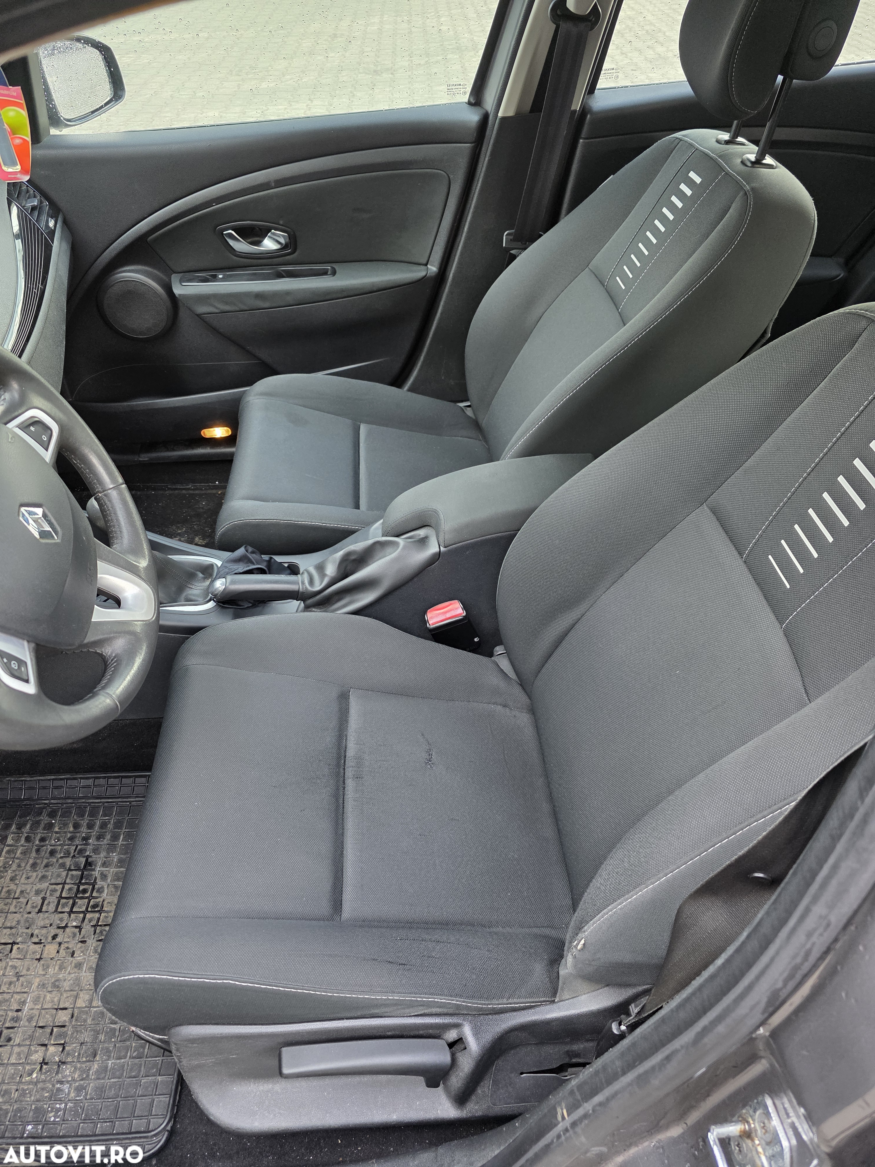 Renault Megane dCi 130 FAP Dynamique - 8