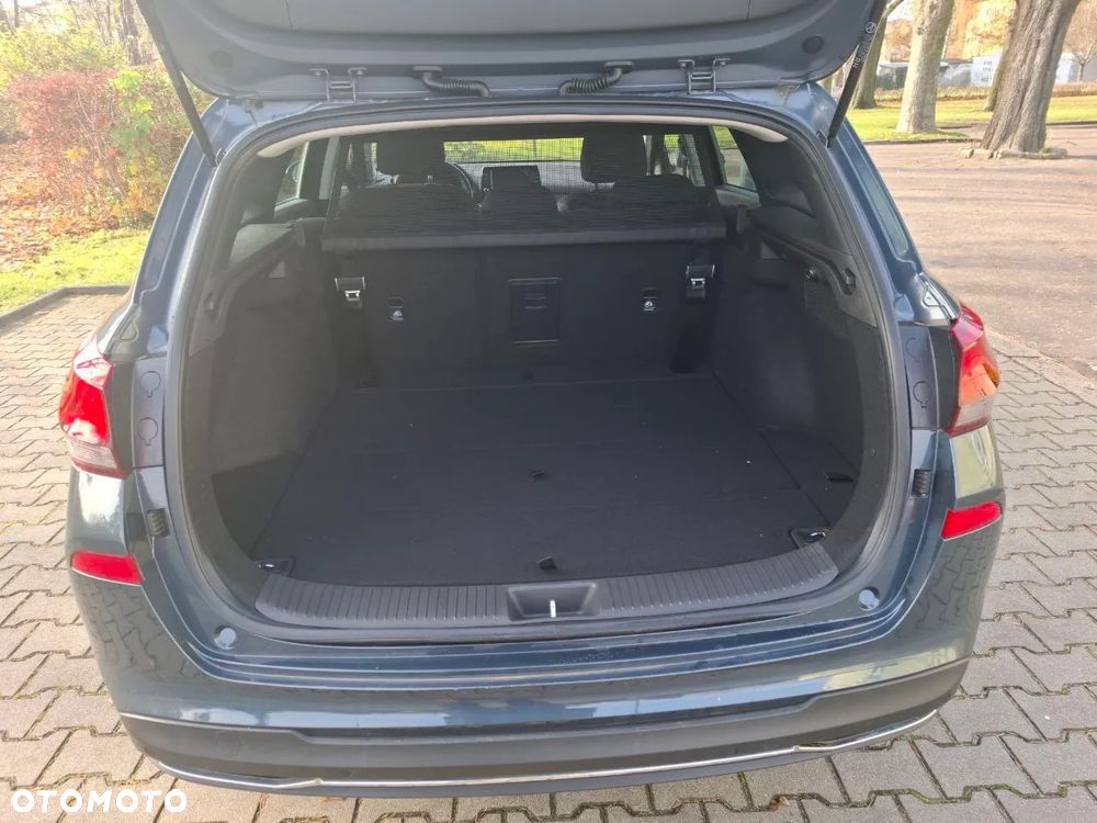 Hyundai i30 1.0 T-GDI 48V-Hybrid DCT Trend - 11