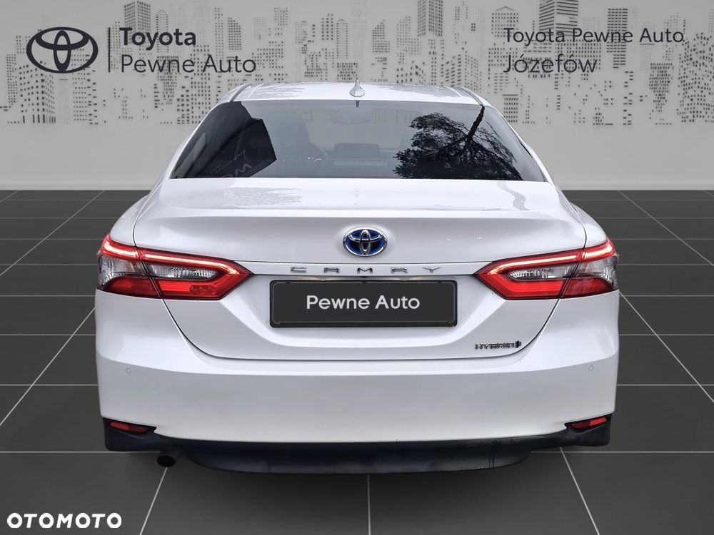 Toyota Camry 2.5 Hybrid Prestige CVT - 6
