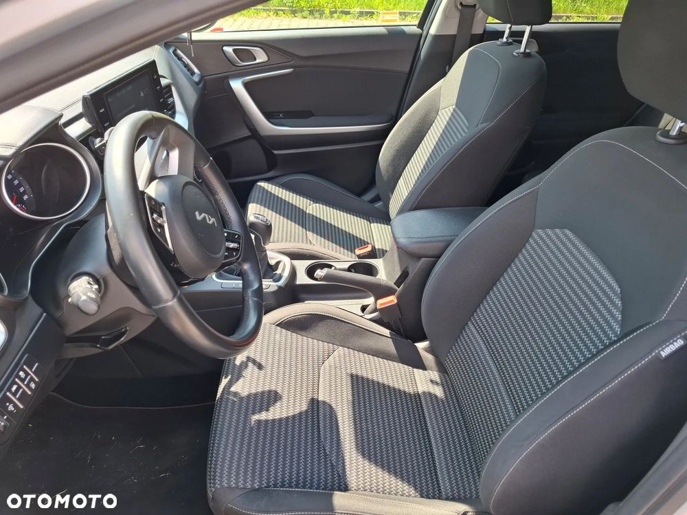 Kia Ceed 1.5 T-GDI M - 15
