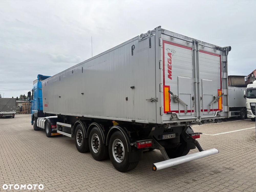 Mega 42m3 - 11