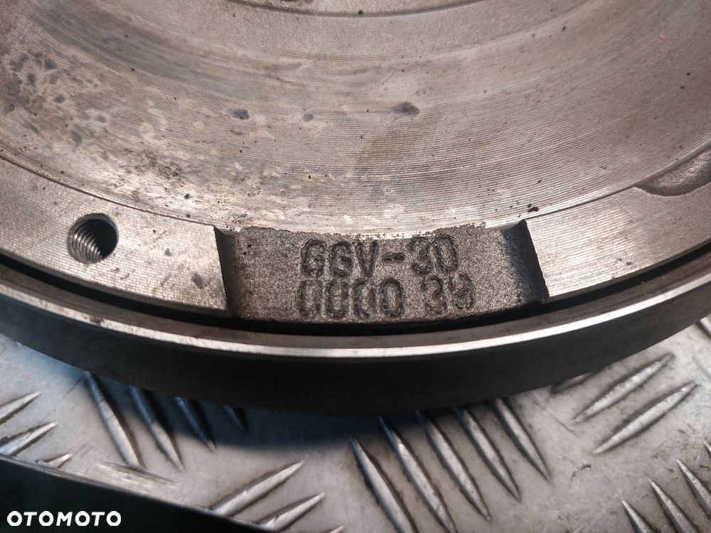 KOŁO DWUMASOWE TARCZA DOCISK ŁOŻYSKO OPOROWE VOLVO C30 I 1.6 D GGV30000039 - 2