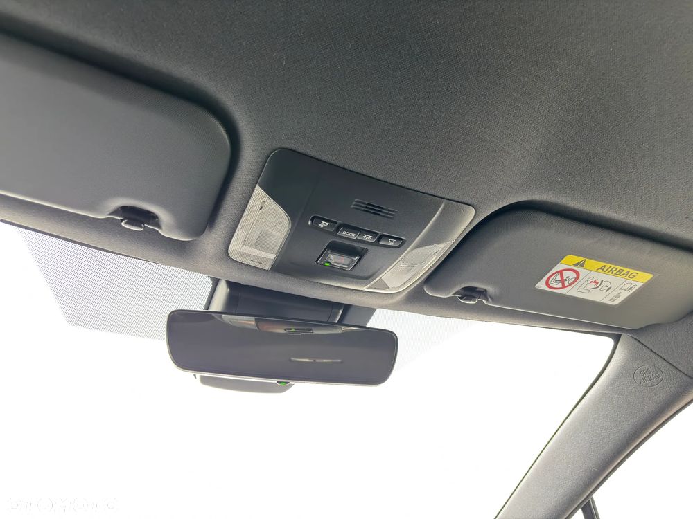 Toyota Corolla 1.8 Hybrid Executive - 26