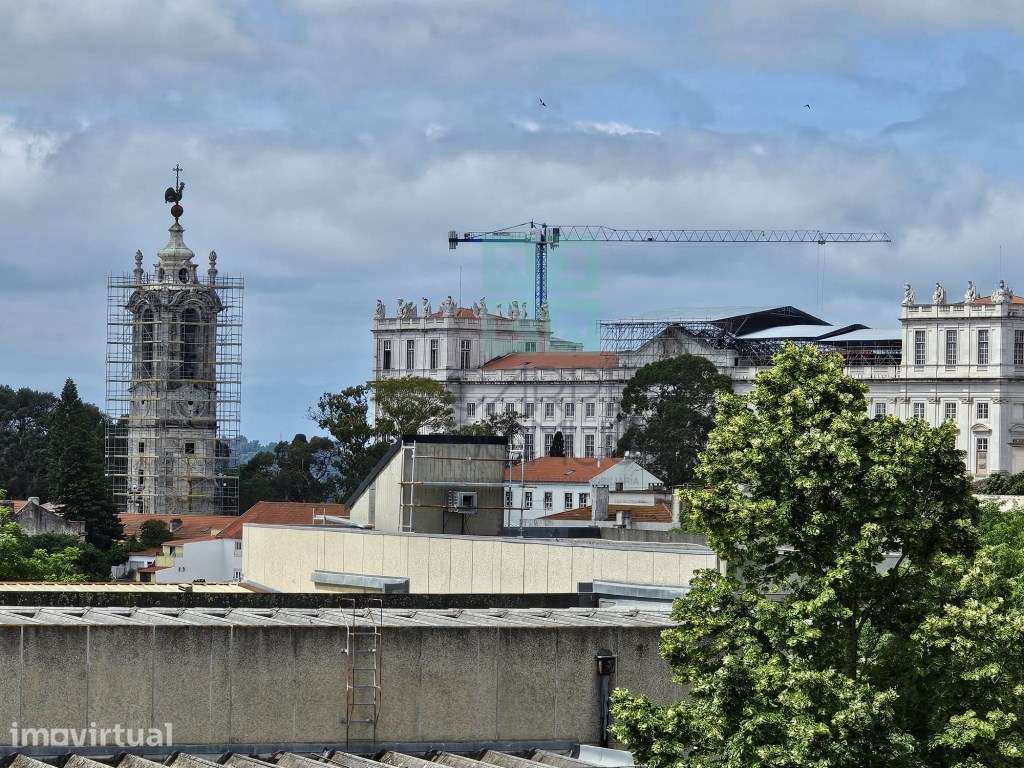 Terreno com 2000m2, junto Universidades, na Ajuda, Lisboa - Grande imagem: 2/25