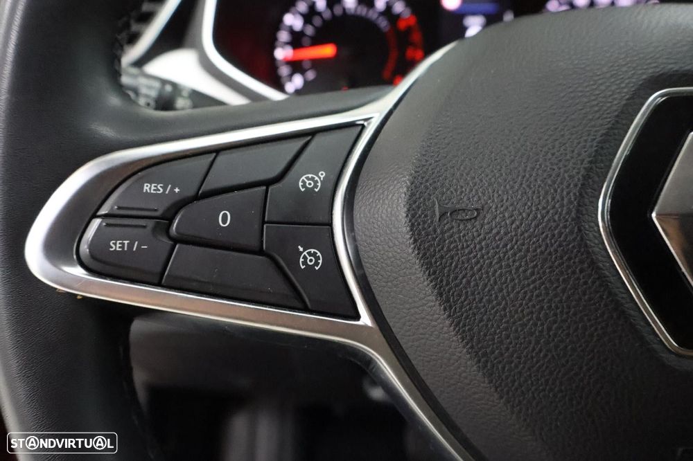 Renault Clio 1.0 TCe Limited CVT - 18