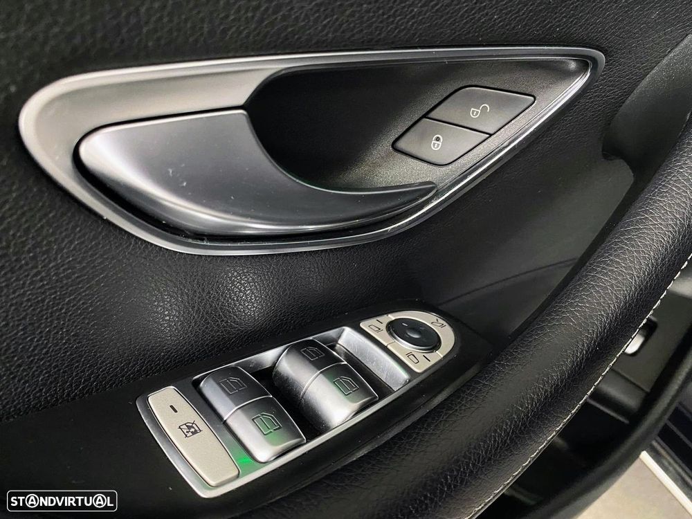 Mercedes-Benz E 220 d Avantgarde - 15