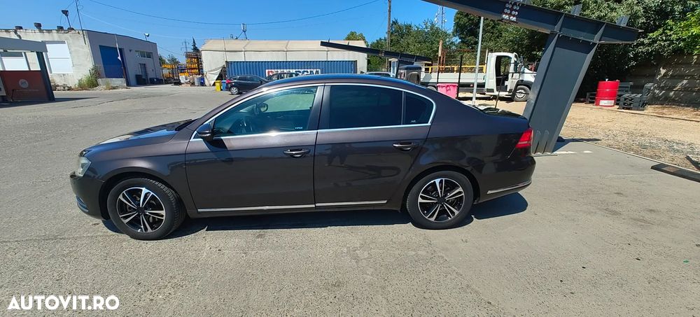 Volkswagen Passat 2.0 TDI BlueMotion Tehnology Comfortline - 7
