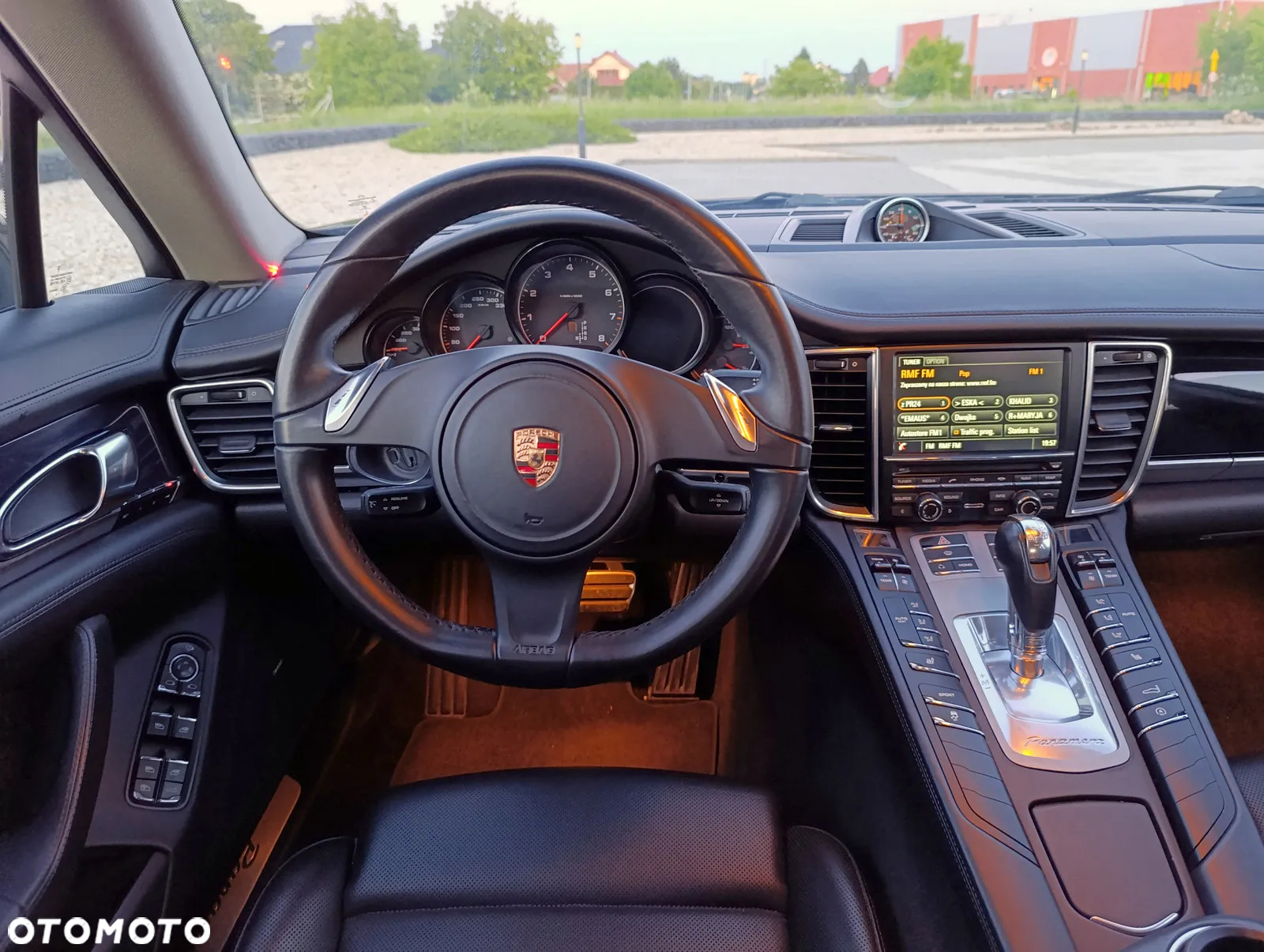 Porsche Panamera - 38