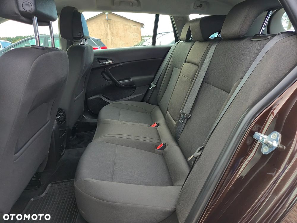 Opel Insignia 1.8 Innovation - 23
