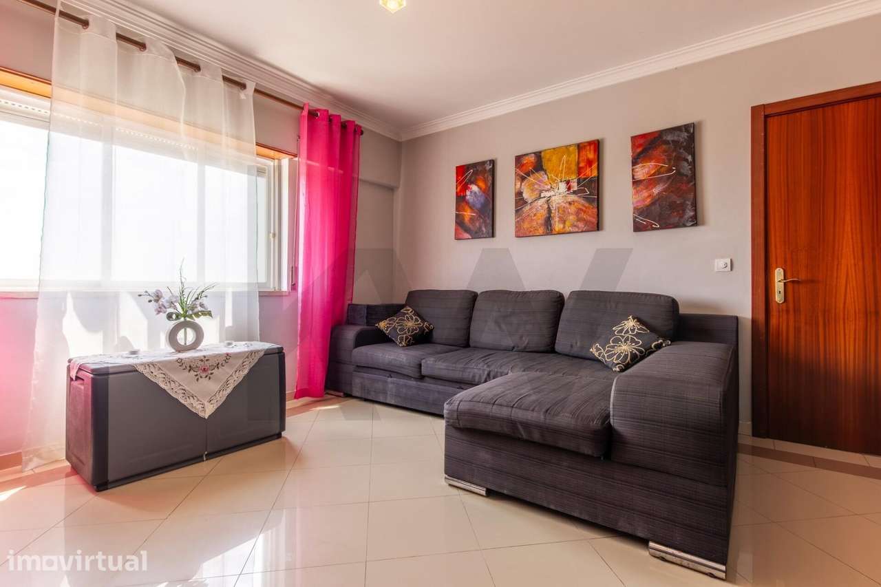 T2+1 com Vista Desafogada, Suite e Lareira | Santa Marta do Pinhal - Grande imagem: 5/20