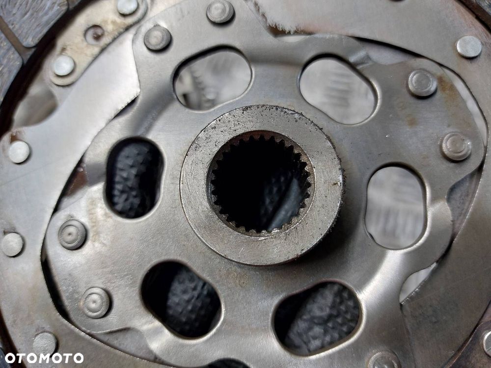 KOŁO DWUMASOWE + TARCZA + DOCISK + ŁOŻYSKO VOLKSWAGEN GOLF V 1.9 TDI - 5