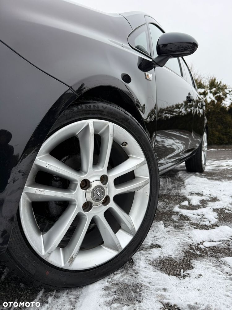 Opel Corsa 1.4 16V Innovation - 18
