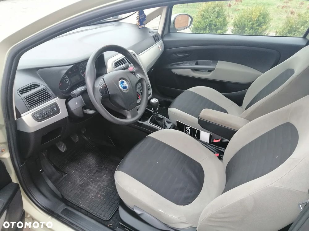 Fiat Punto - 7
