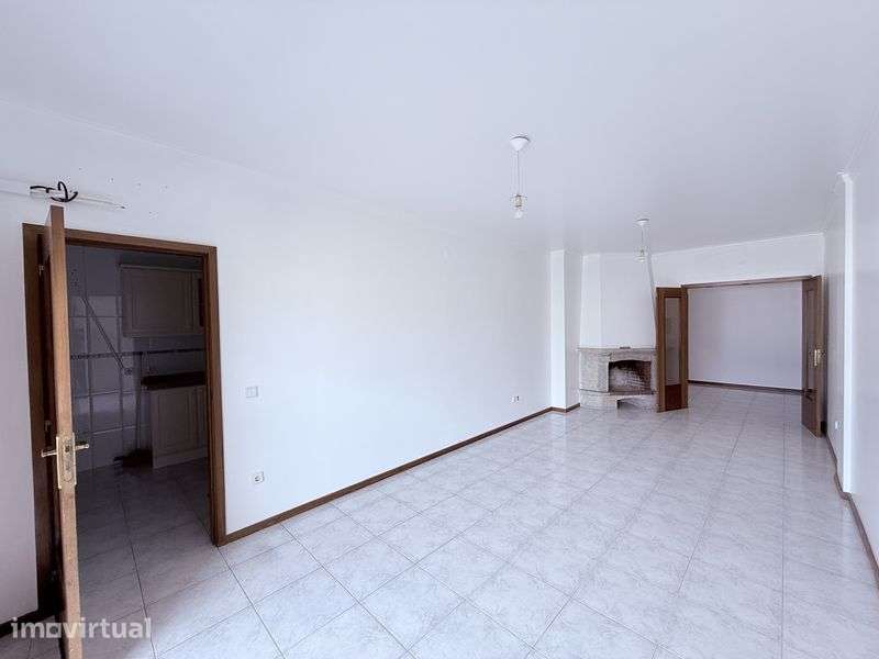 Apartamento T2 arrendamento S. Vicente, Braga - Grande imagem: 4/11