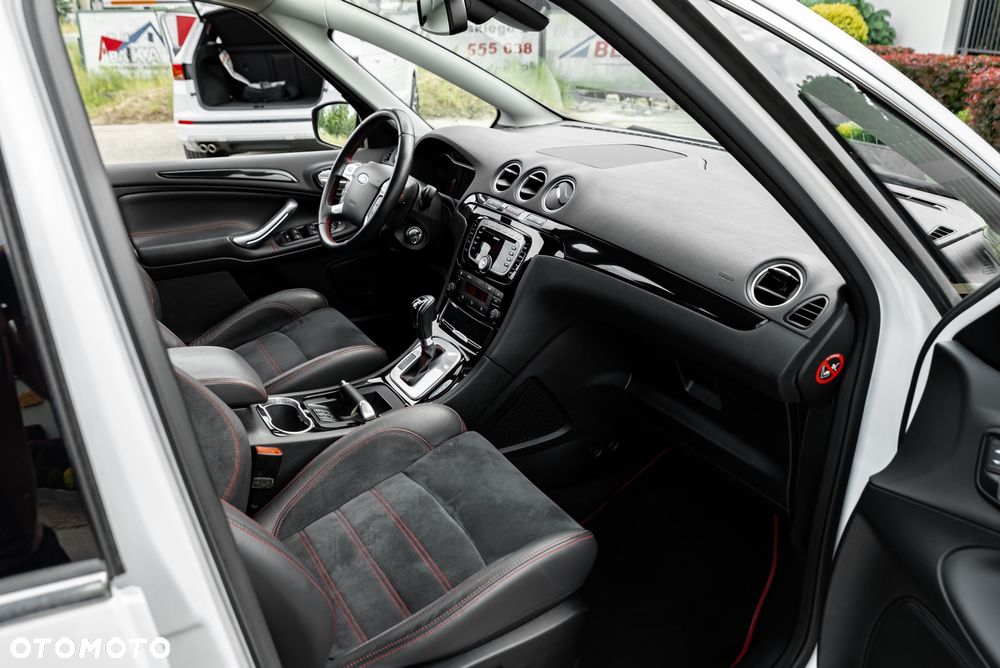 Ford S-Max 2.0 EcoBoost Titanium - 22
