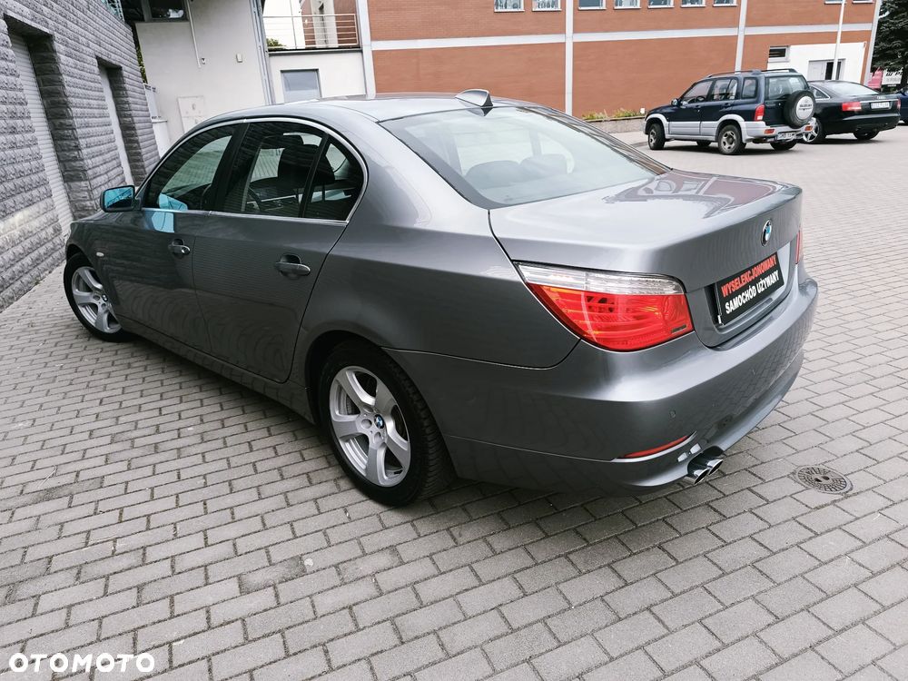 BMW Seria 5 525i - 22